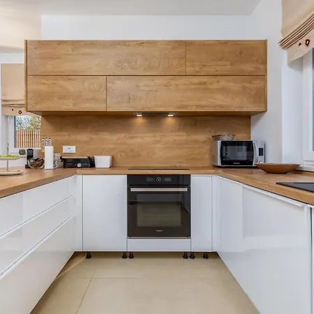 Holiday home Stunning In Segotici