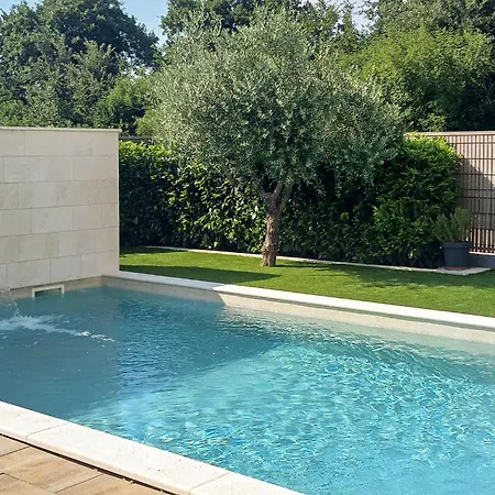 In Tatil Evi Segotici
